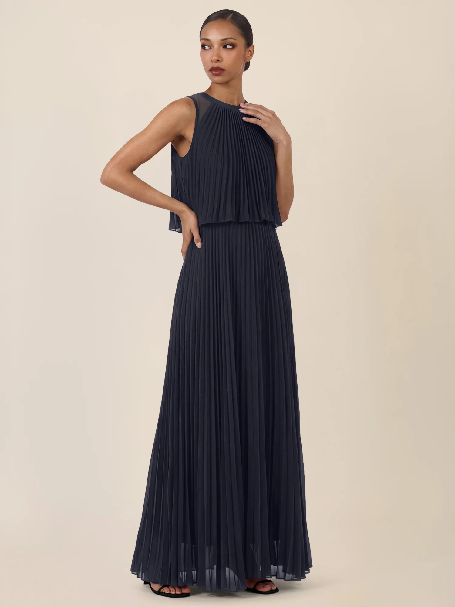 APART Plissiertes Maxikleid mit Doppellagen-Effekt | nachtblau - Image 5