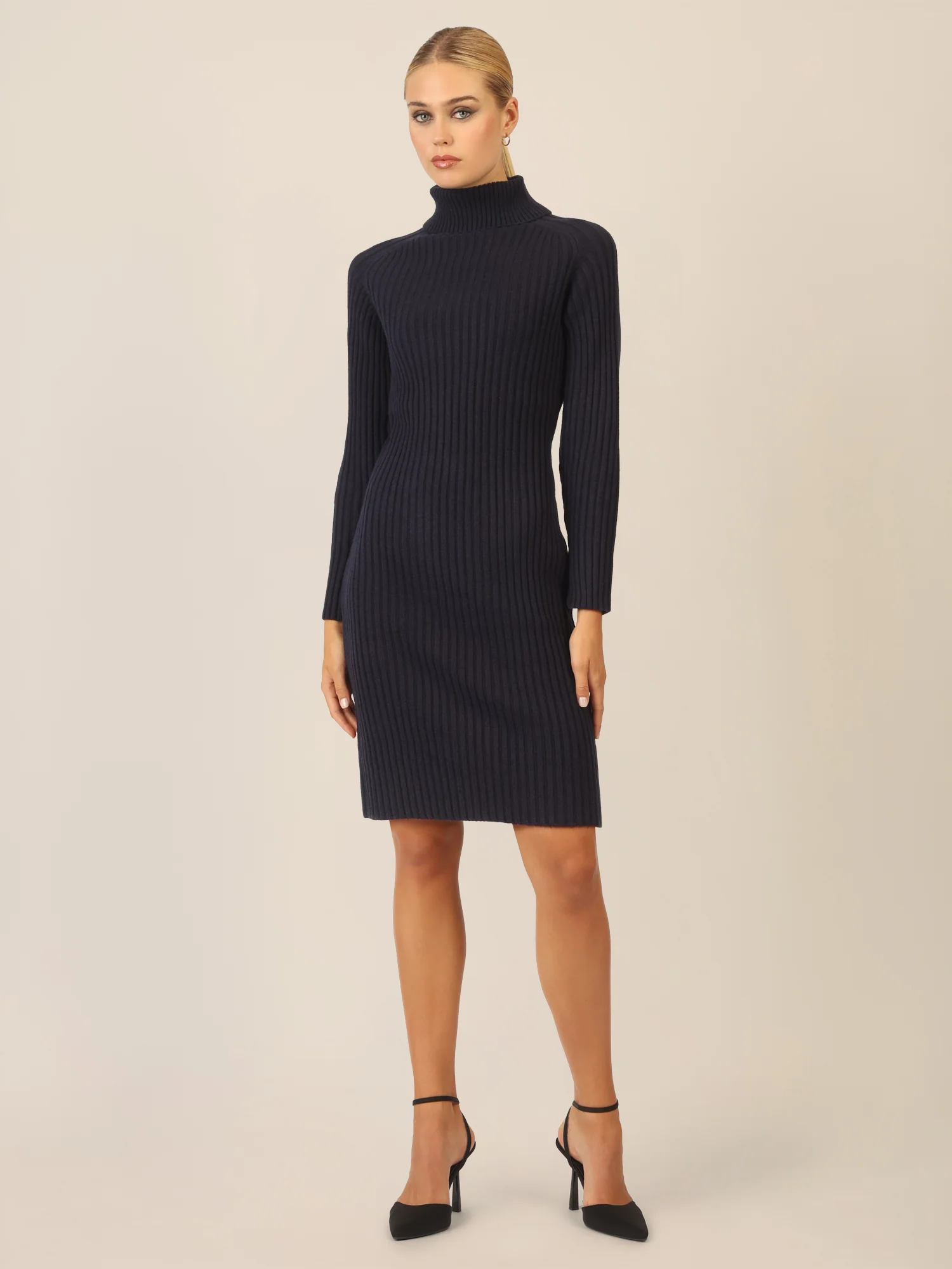 APART Rippenstrickkleid mit Rollkragen | nachtblau - Image 6