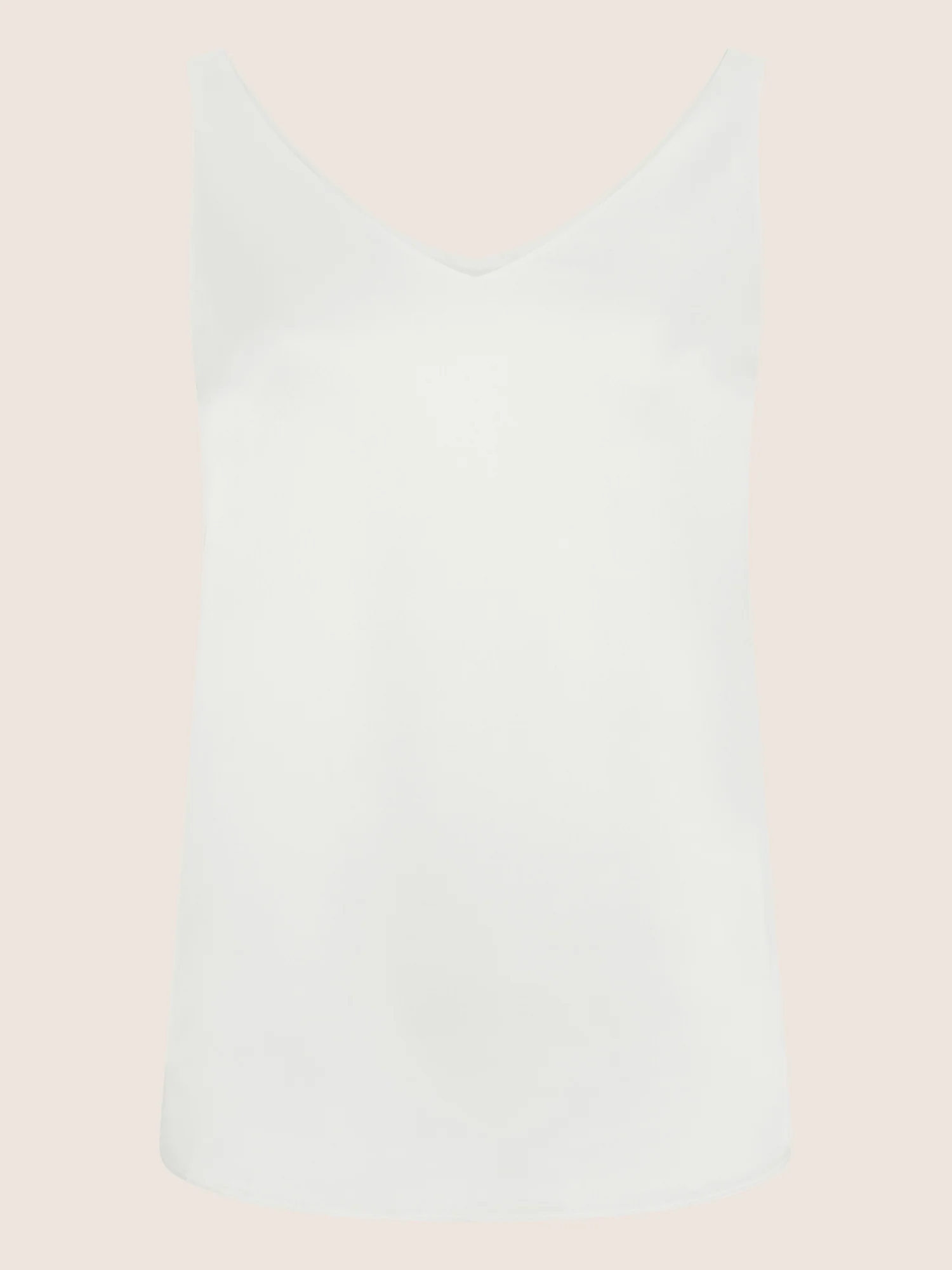 APART Satin-Top mit tiefem V-Ausschnitt | creme - Image 4