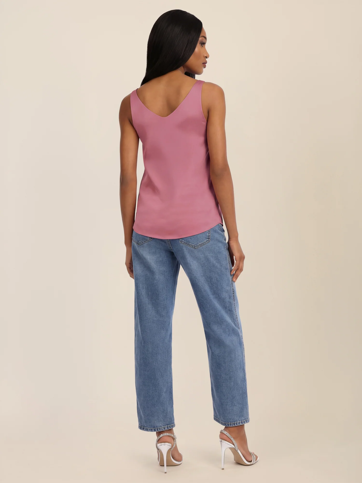 APART Satin-Top mit tiefem V-Ausschnitt | rosé - Image 3