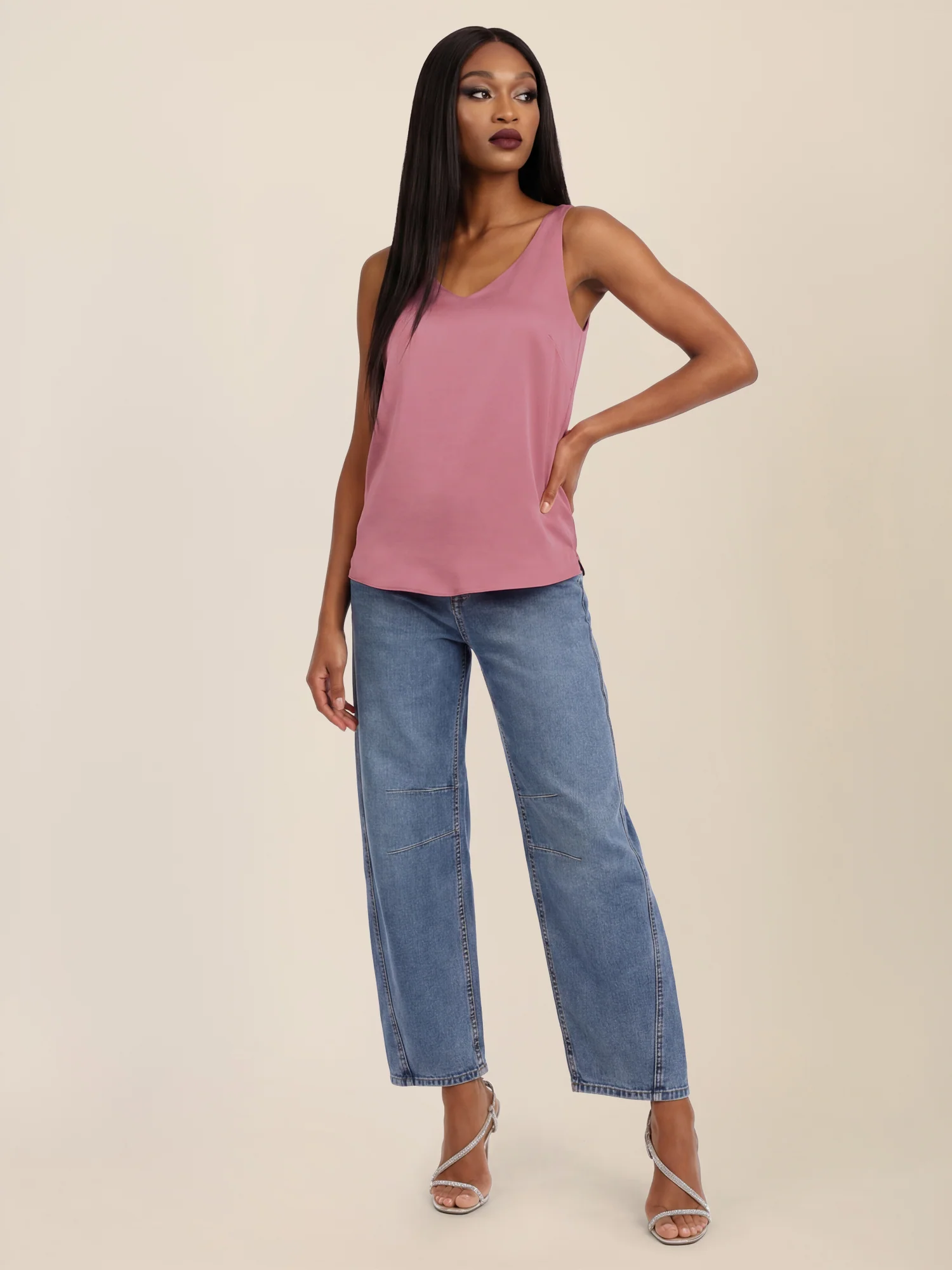 APART Satin-Top mit tiefem V-Ausschnitt | rosé - Image 6