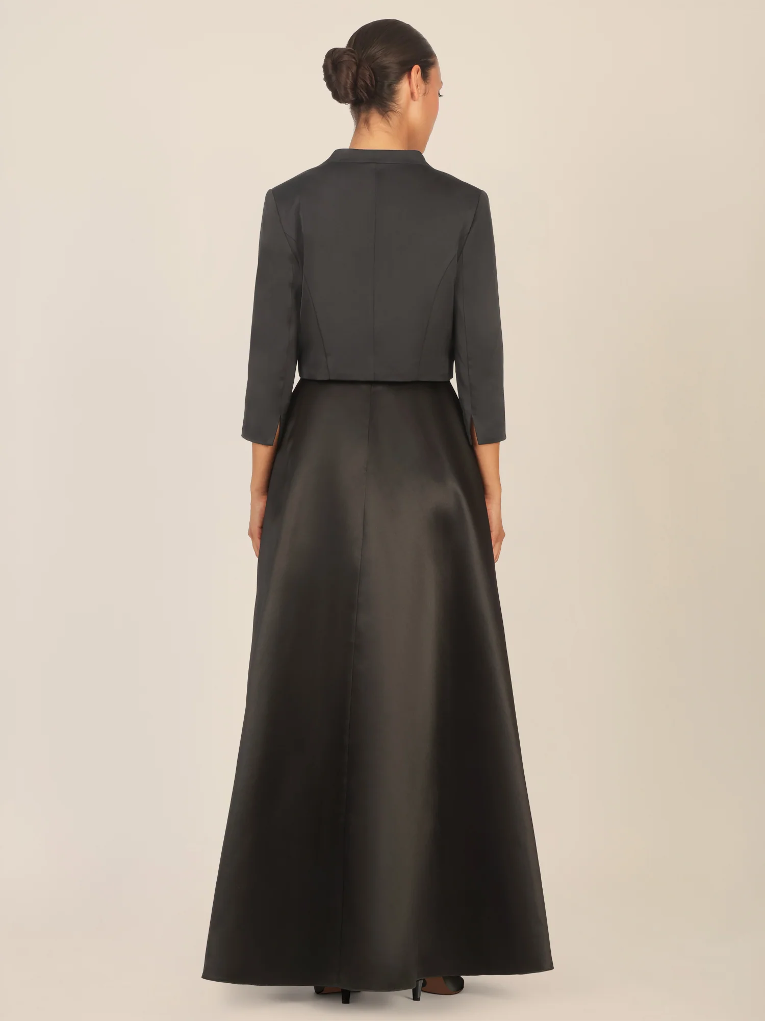 APART Satinbolero mit offener Front | schwarz - Image 3