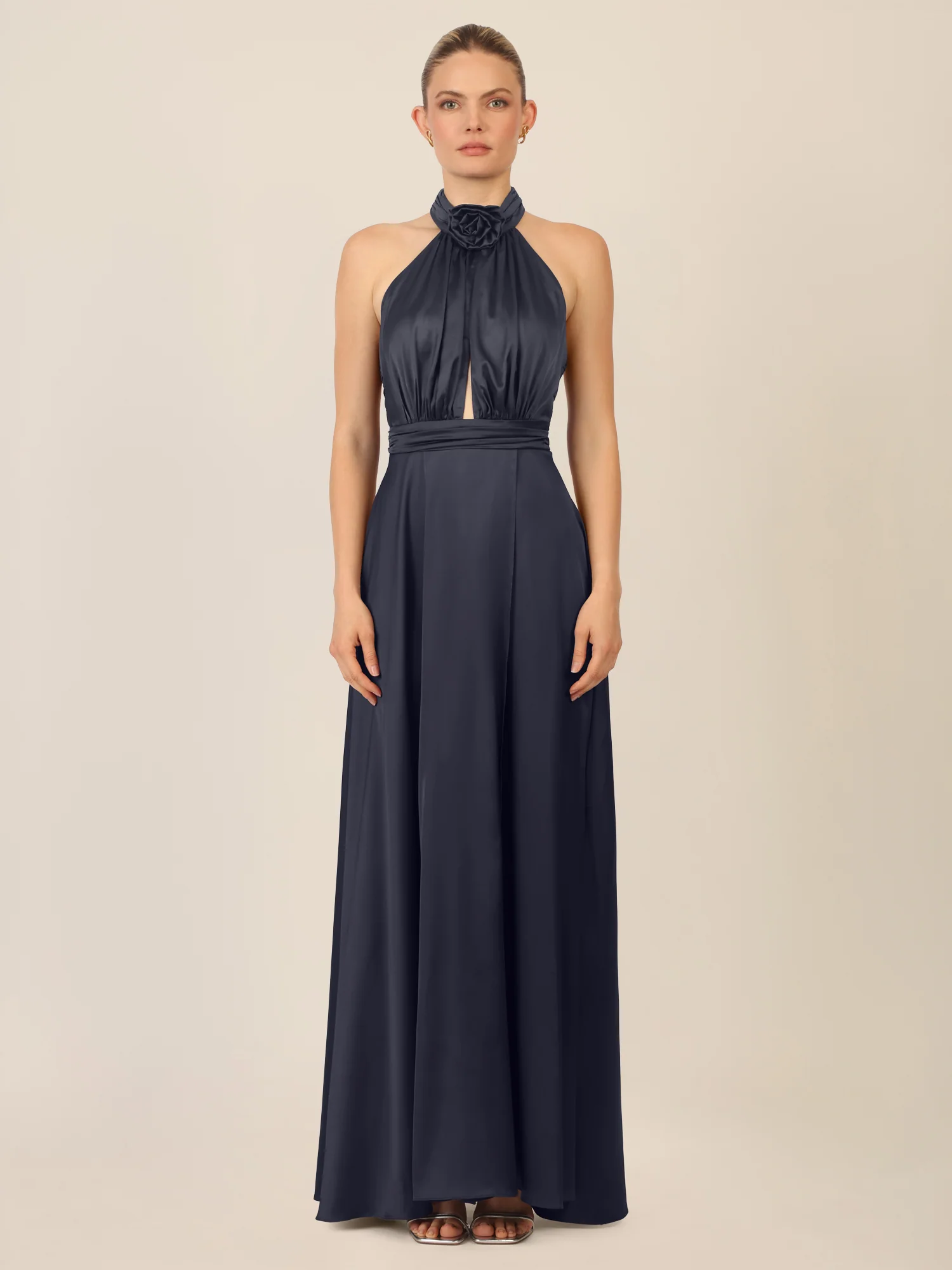 APART Satinkleid mit Neckholder und Drapierung | nachtblau - Image 5