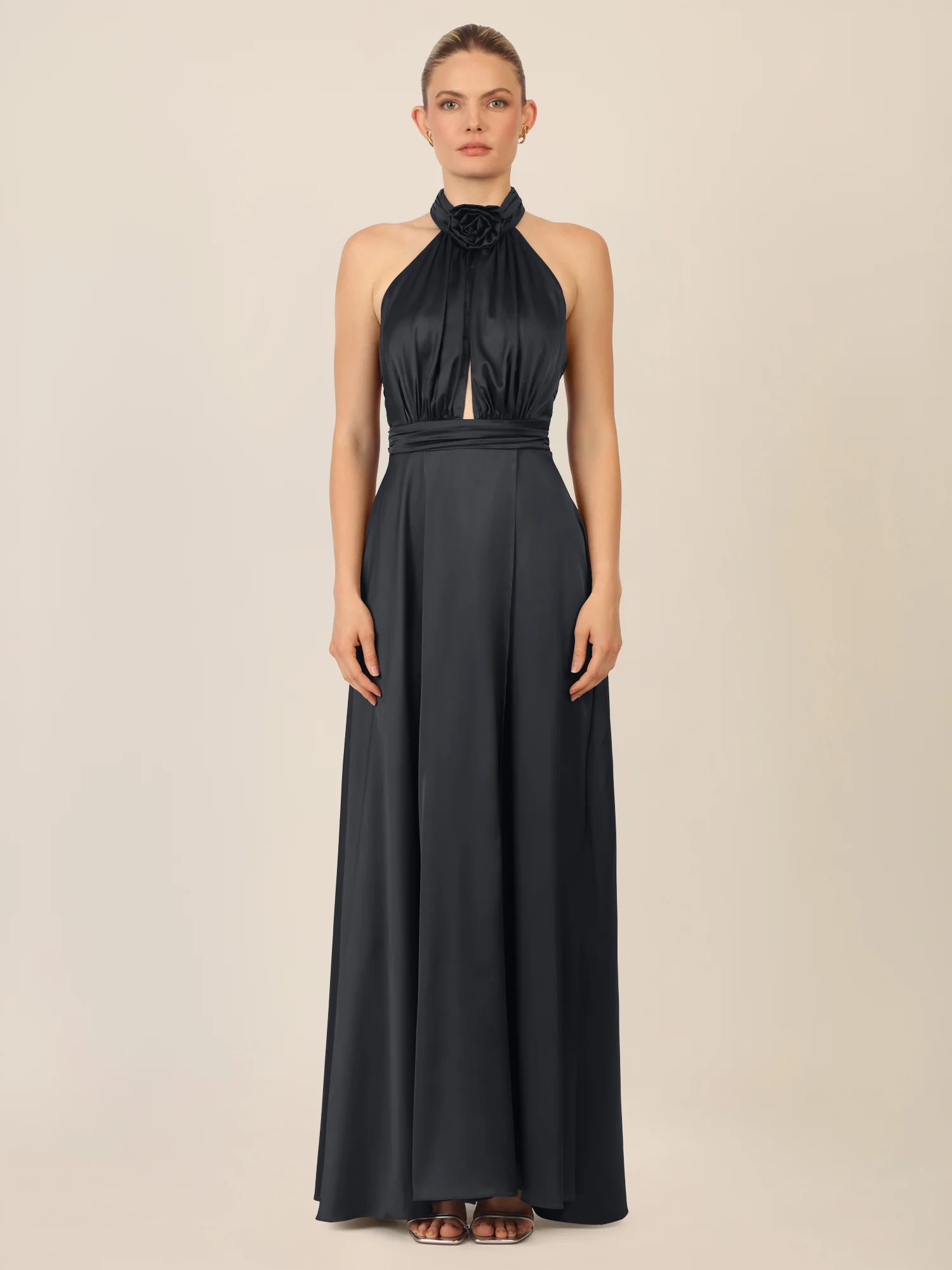 APART Satinkleid mit Neckholder und Drapierung | schwarz - Image 5