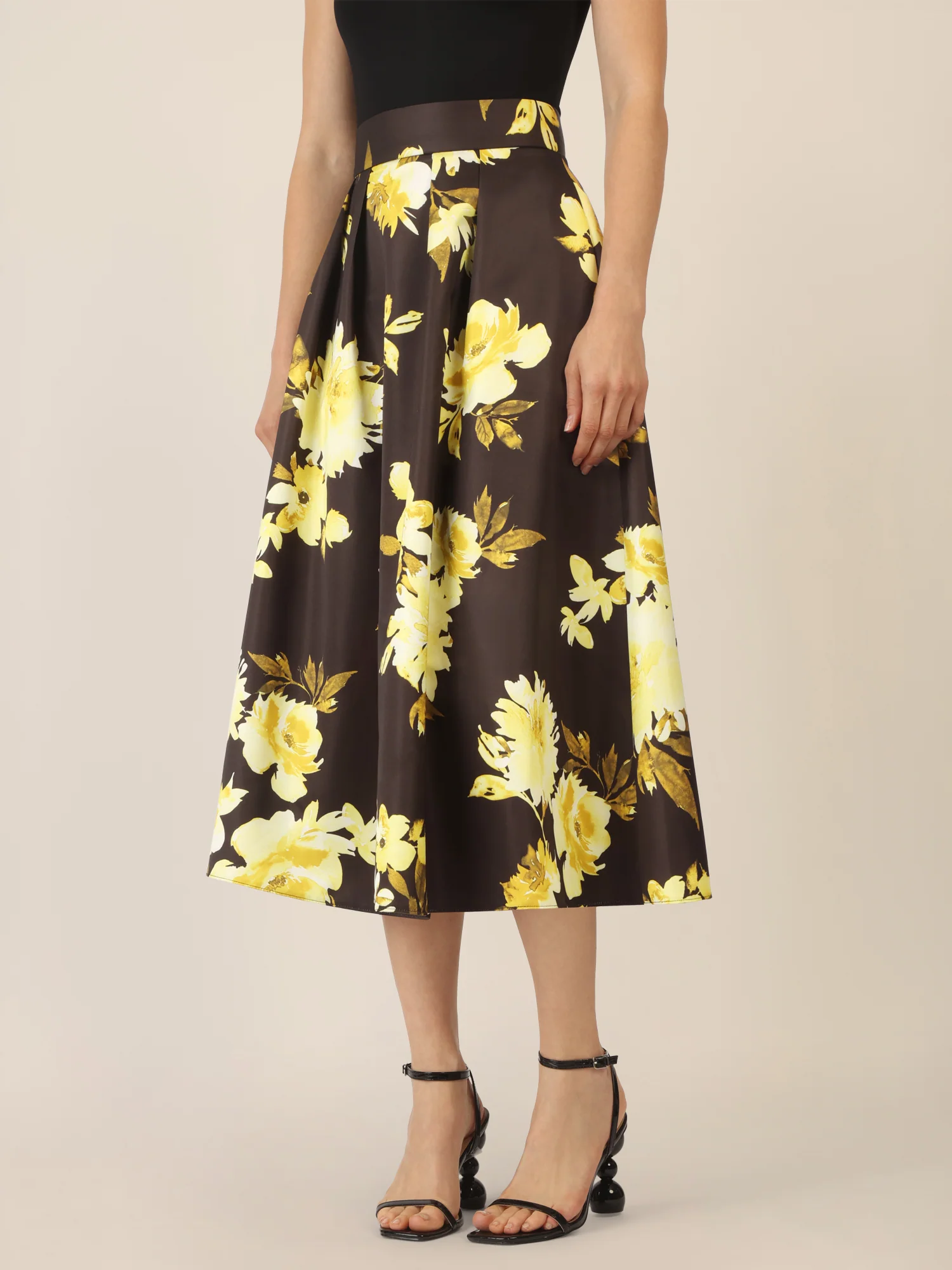 APART Satinrock bedruckt mit floralem Print | schwarz-multicolor