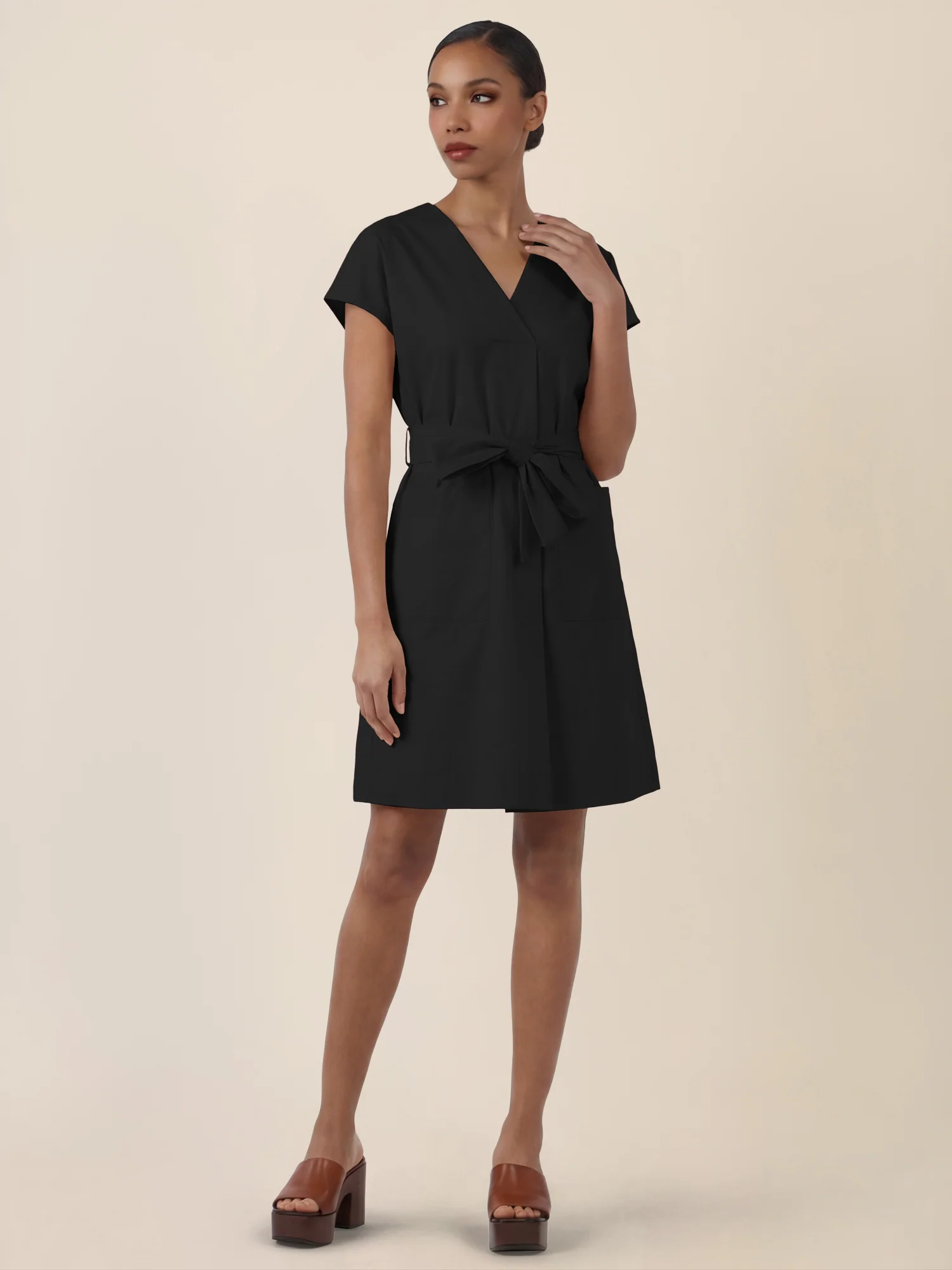 APART Sommerliches Hemdblusenkleid mit Bindegürtel | schwarz - Image 6