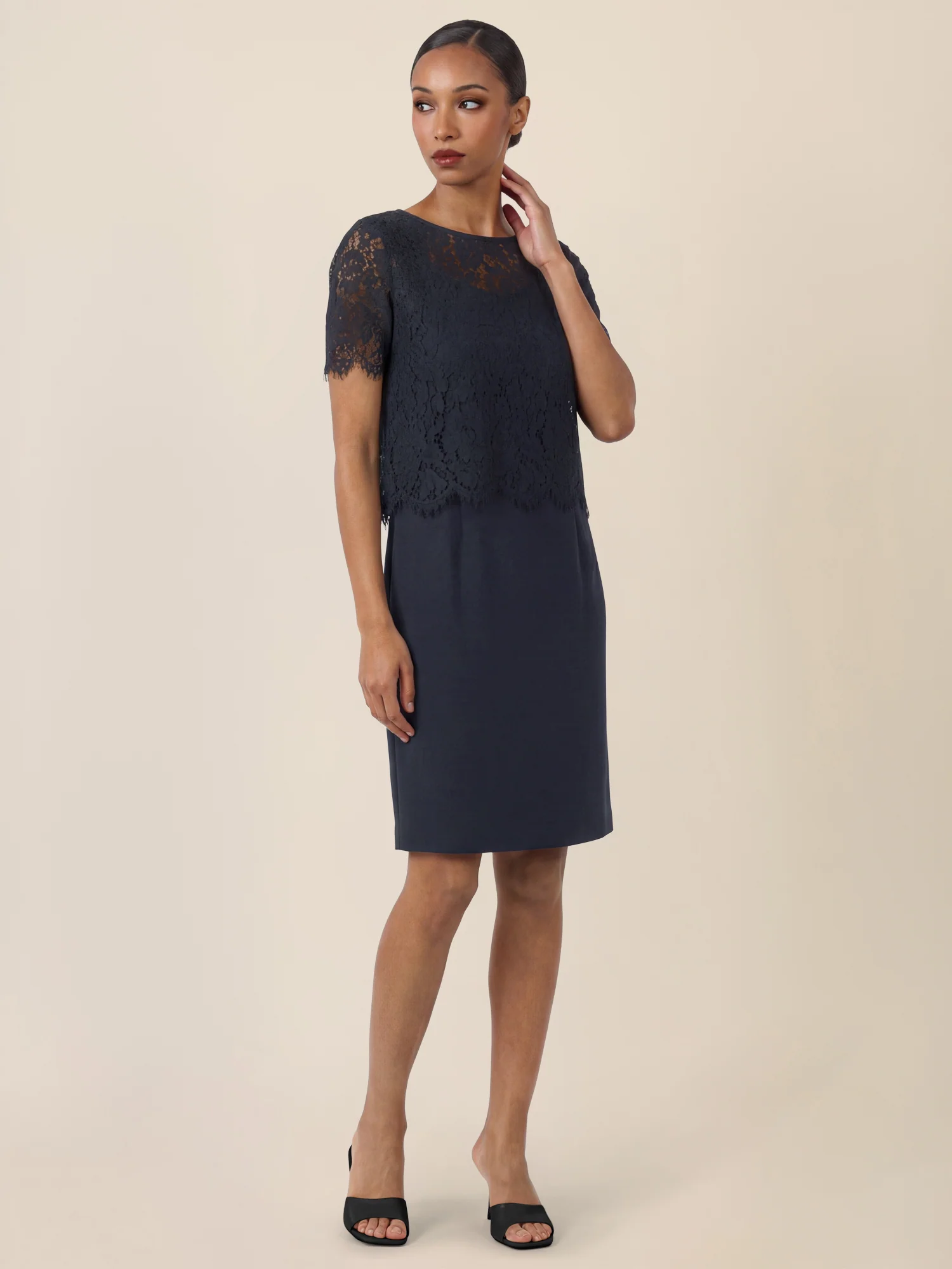 APART Spitzenkleid mit eleganter Doppellage | nachtblau - Image 6