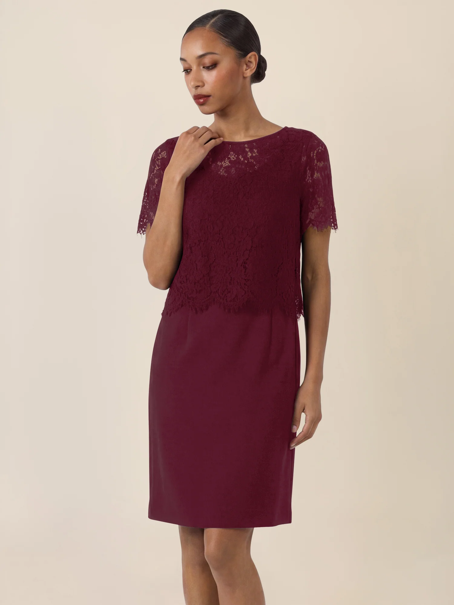 APART Spitzenkleid mit eleganter Doppellage | weinrot - Image 4