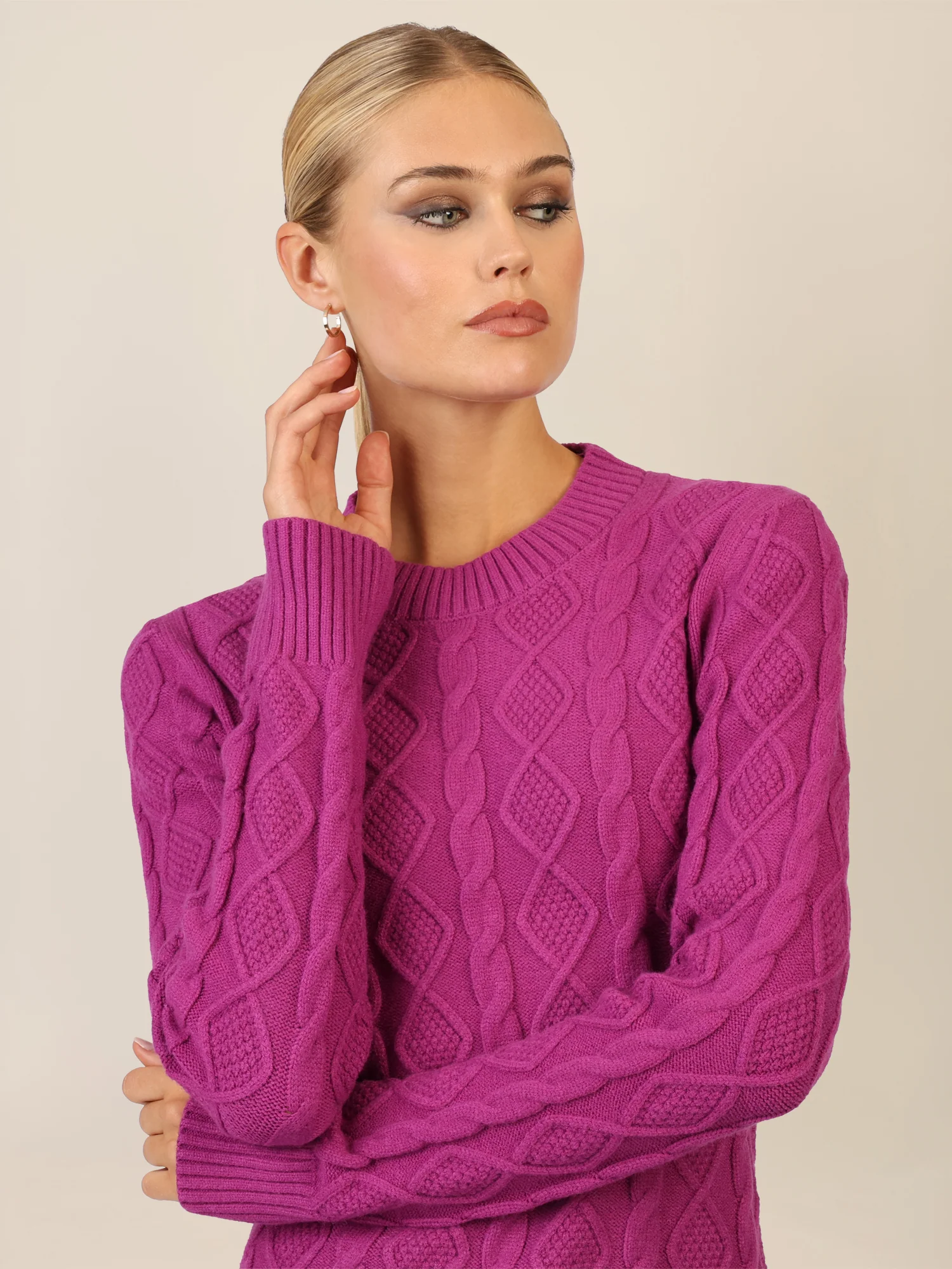 APART Strickkleid mit Strukturmuster und Rundhalsausschnitt | lila - Image 5