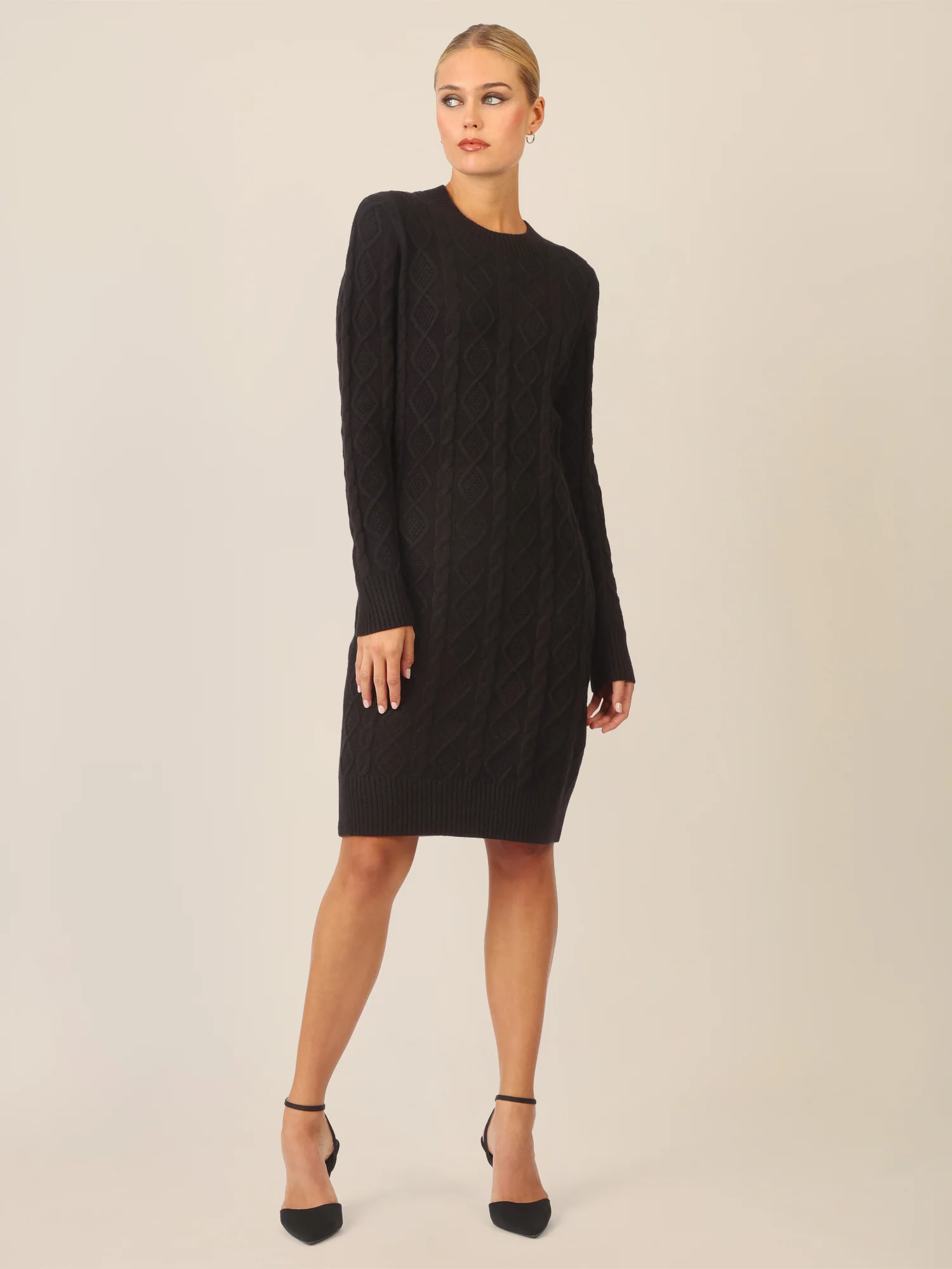 APART Strickkleid mit Strukturmuster und Rundhalsausschnitt | schwarz