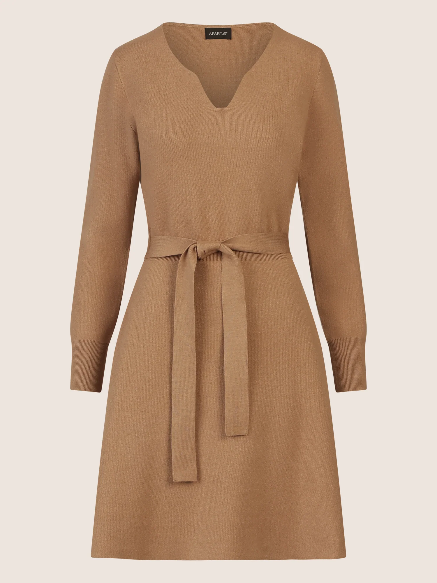 APART Strickkleid mit V-Ausschnitt | camel - Image 3