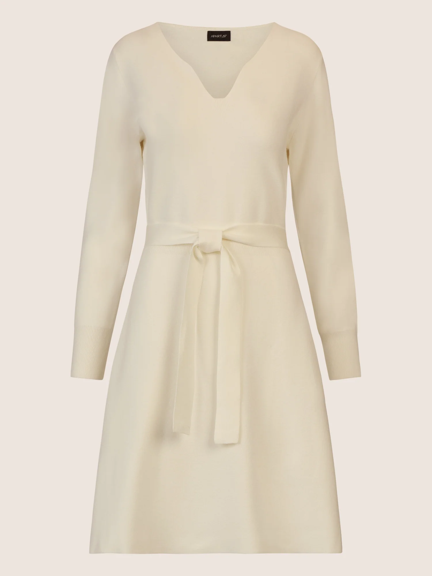 APART Strickkleid mit V-Ausschnitt | creme - Image 3