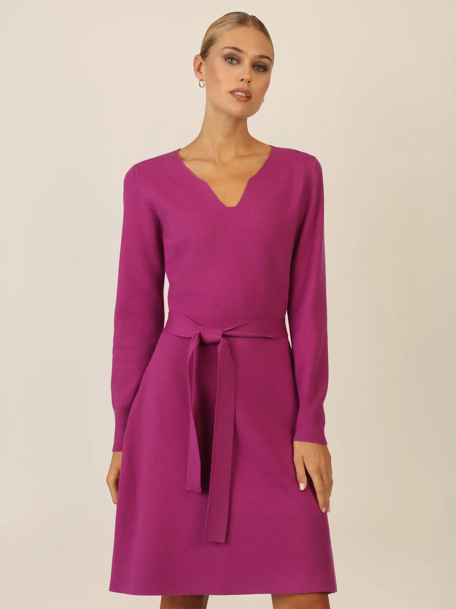 APART Strickkleid mit V-Ausschnitt | lila - Image 4