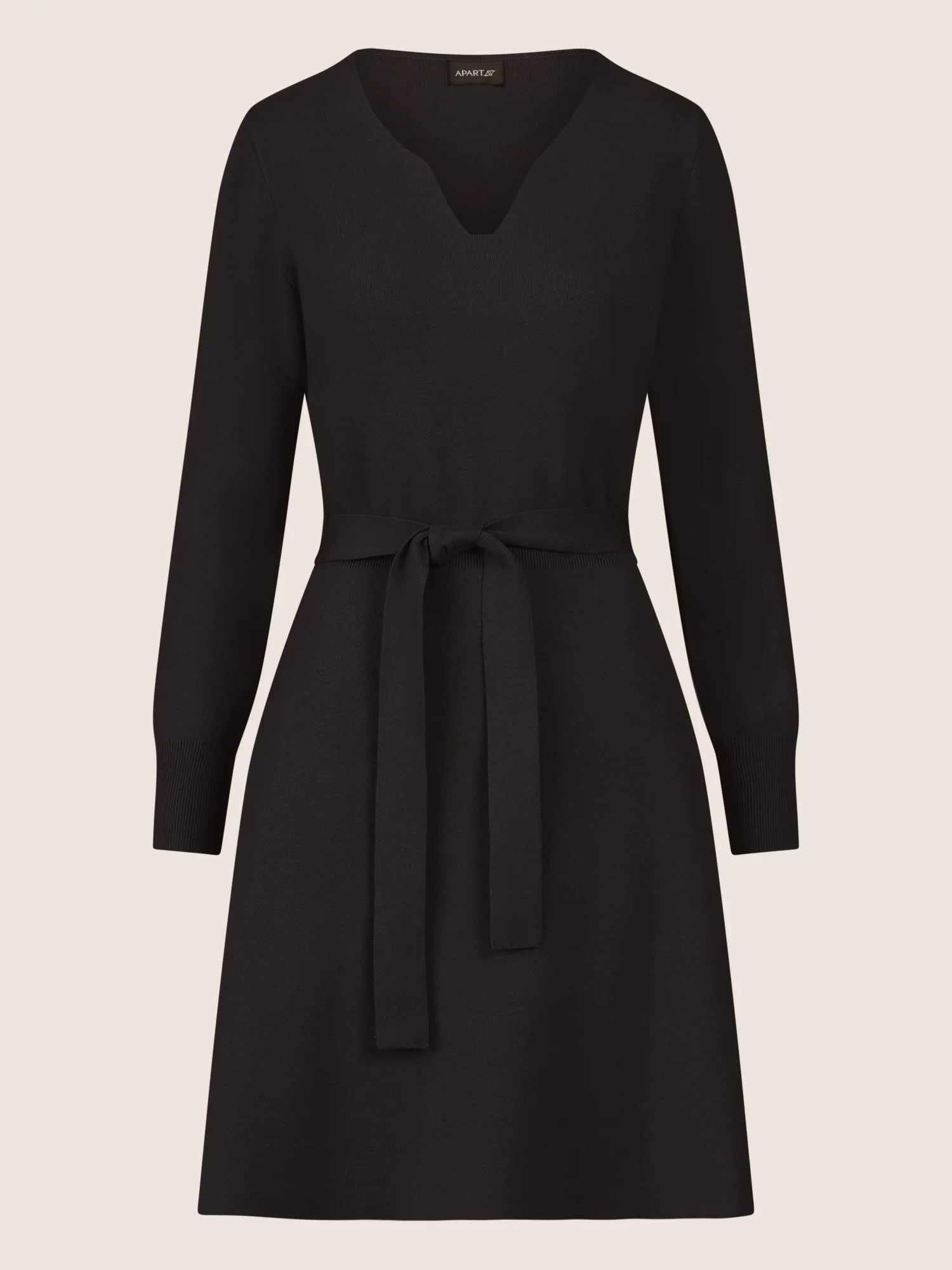 APART Strickkleid mit V-Ausschnitt | schwarz - Image 3