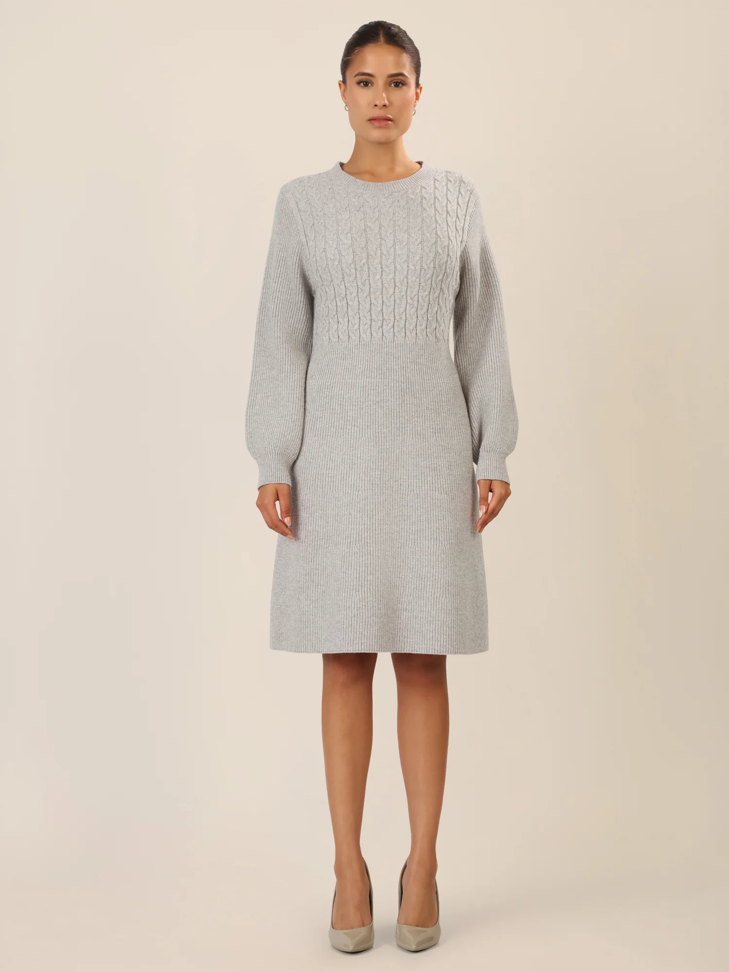 APART Strickkleid mit Zopfmuster | graumeliert - Image 6
