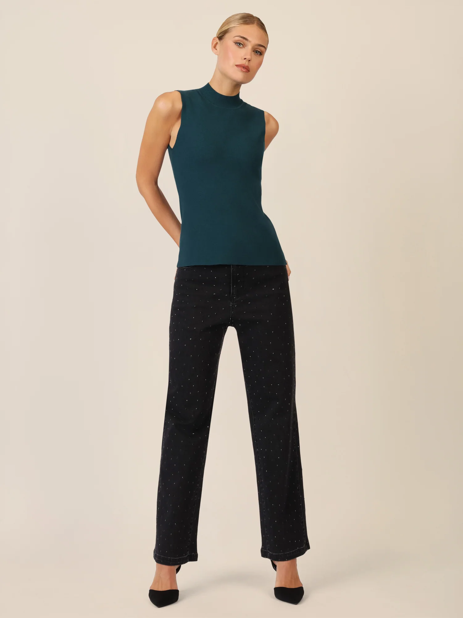 APART Stricktop mit Stehkragen und Ärmellos-Design | dunkelgrün - Image 2