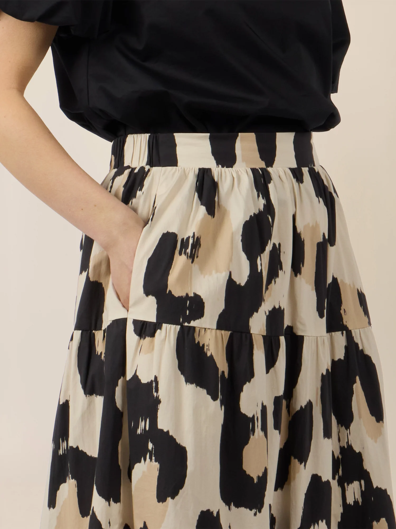 APART Stufenrock mit abstraktem Animalprint | beige-multicolor - Image 5
