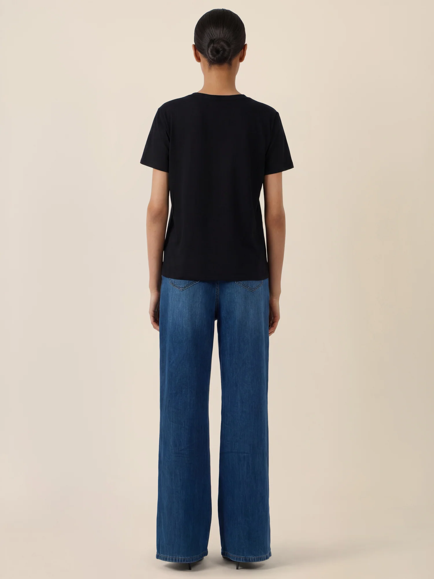 APART T-Shirt mit Schmuckstein-Dekor | schwarz - Image 3