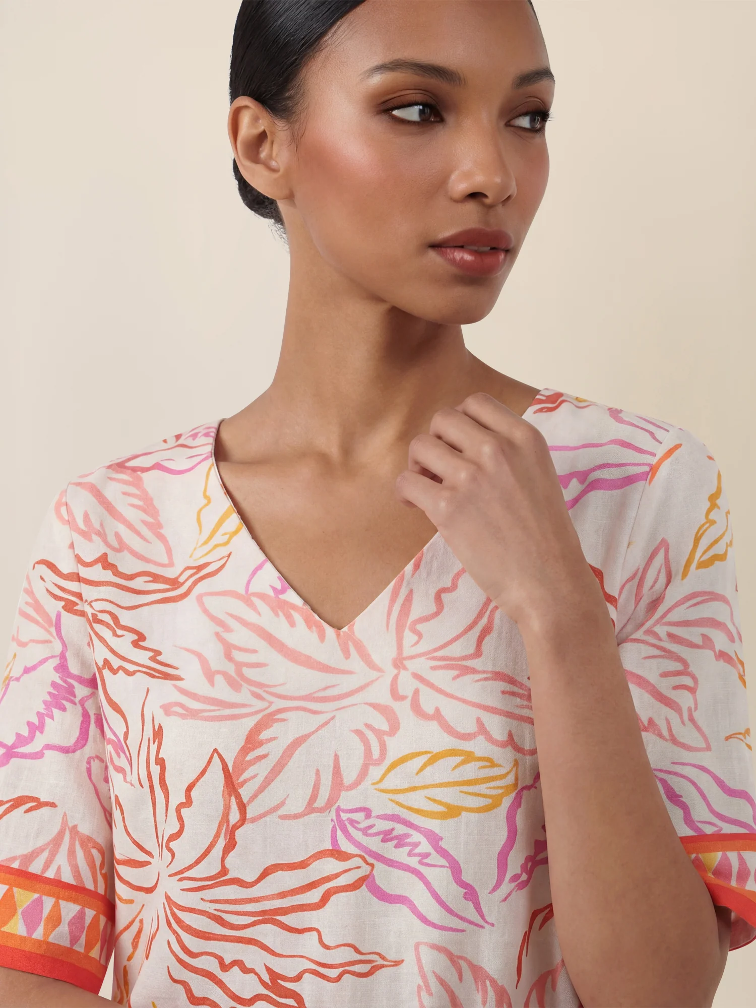 APART Tunikakleid mit tropischem Alloverprint | creme-multicolor - Image 5