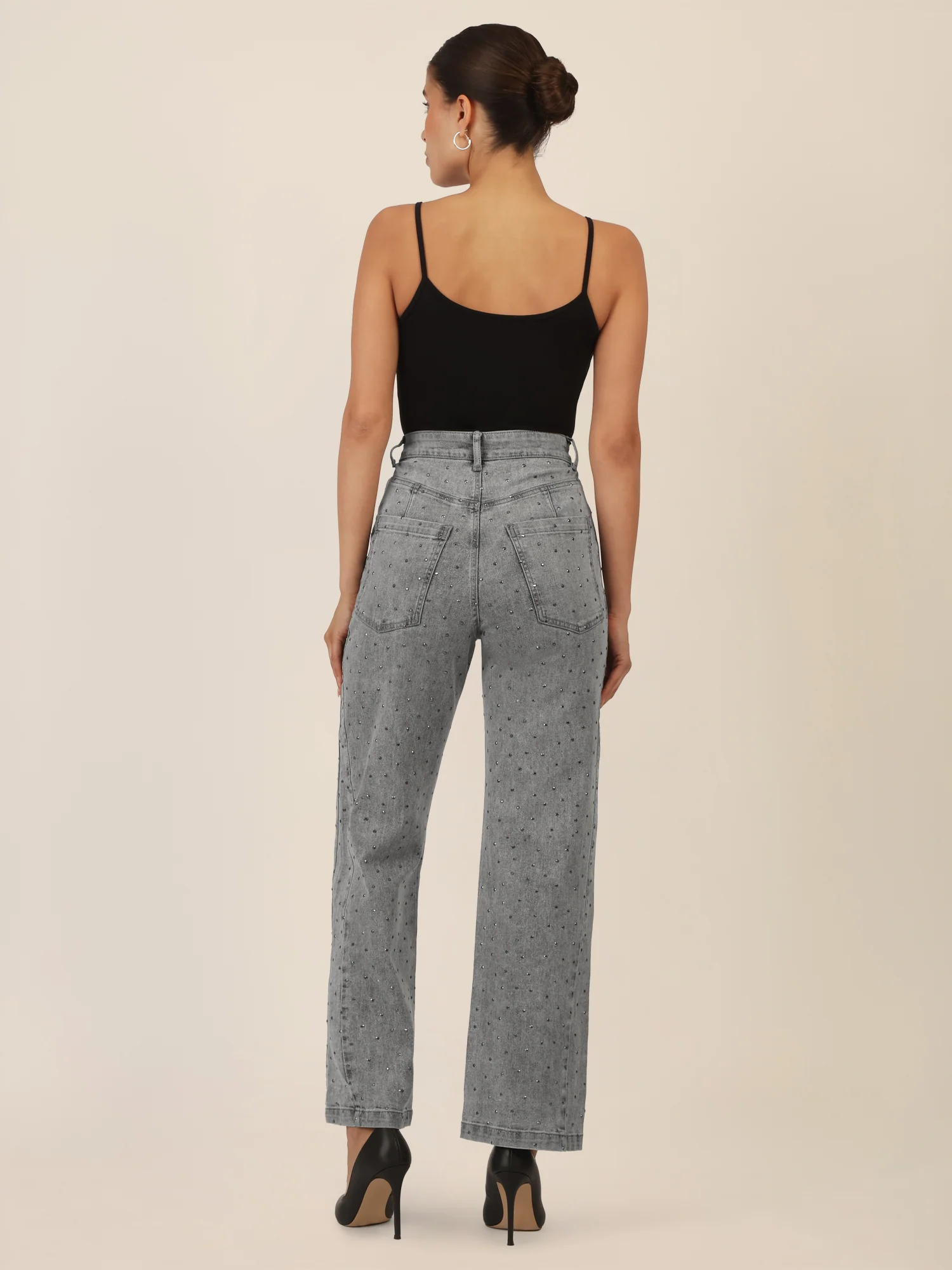APART Weite Jeans mit Kristallsteinen in Stone- washed Optic | grau - Image 7