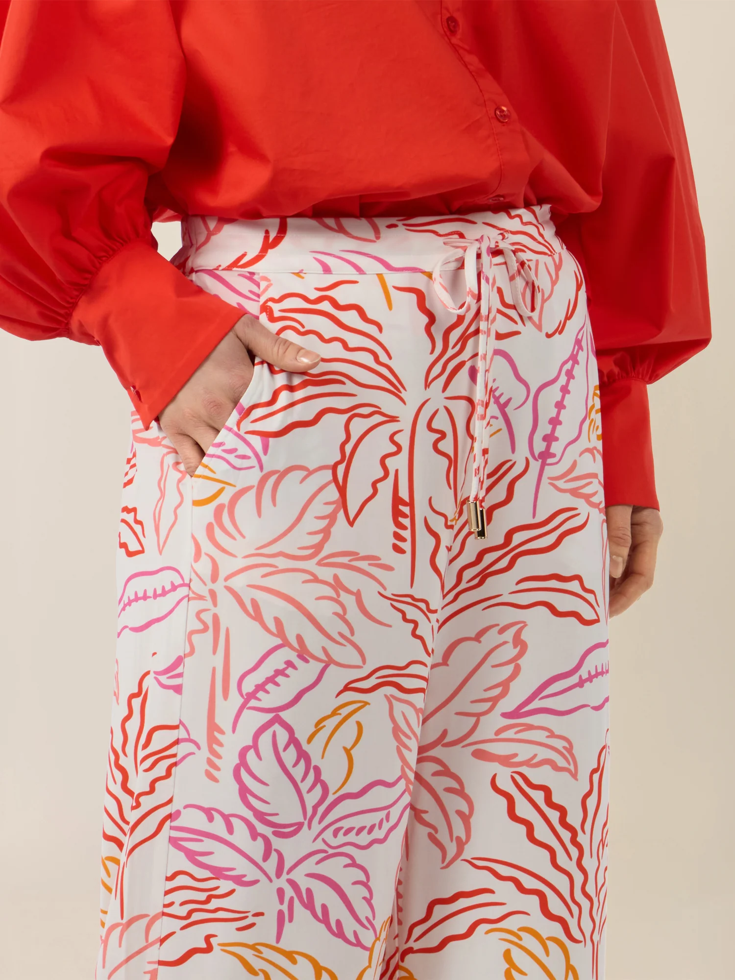 APART Weite Jerseyhose mit tropischem Print | creme-multicolor - Image 5