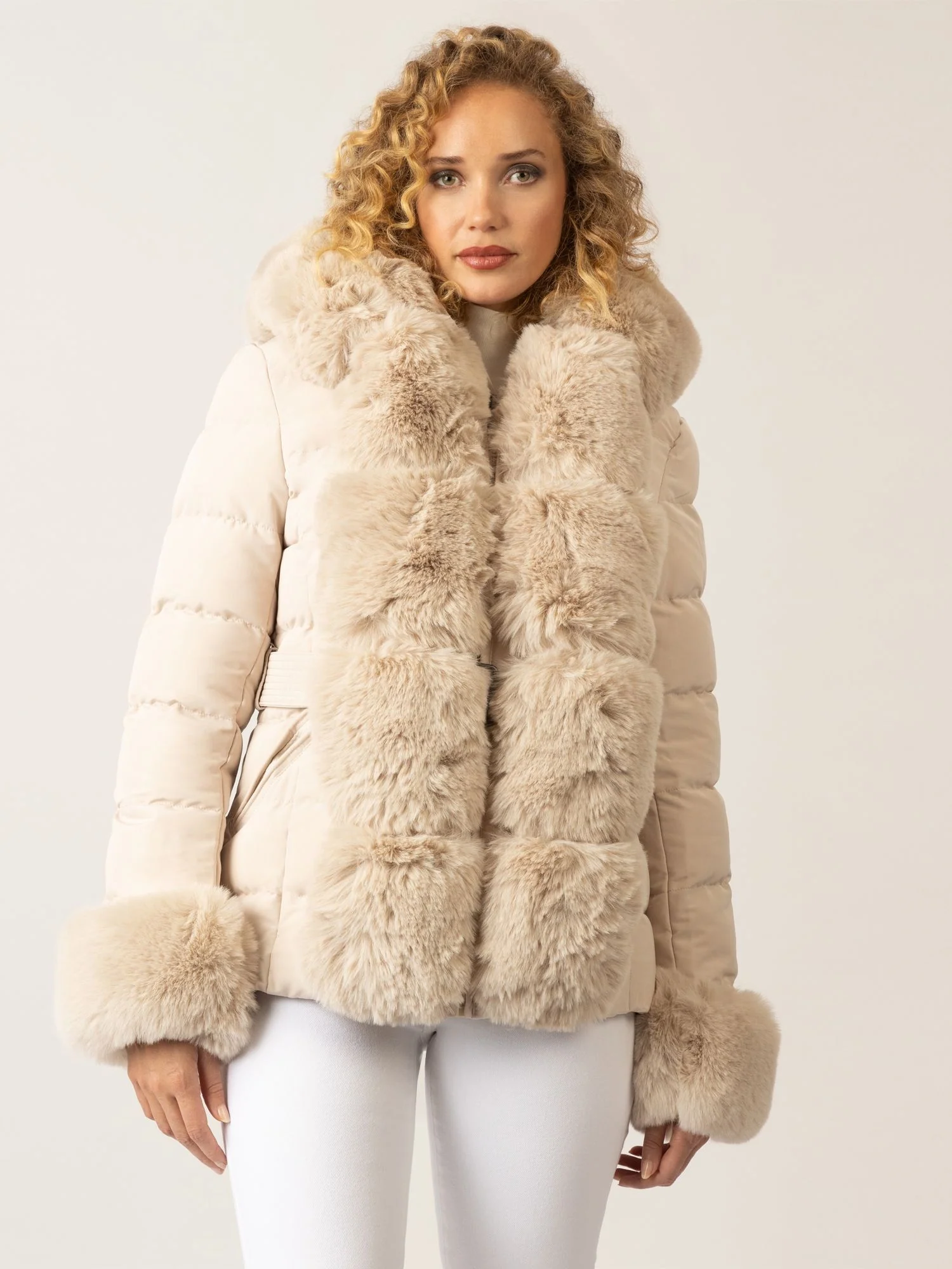 APART Winterjacke mit Reißverschluss für den perfekten Winter-Look | beige
