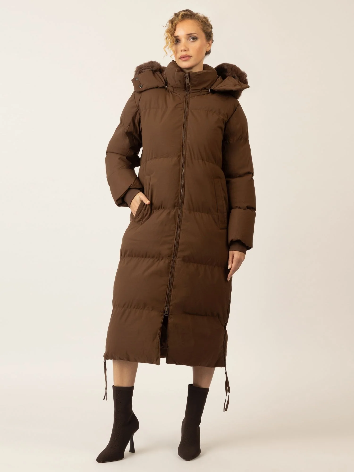 APART Winterjacke mit Reißverschluss für kalte Tage mit Komfort und Stil | braun - Image 4