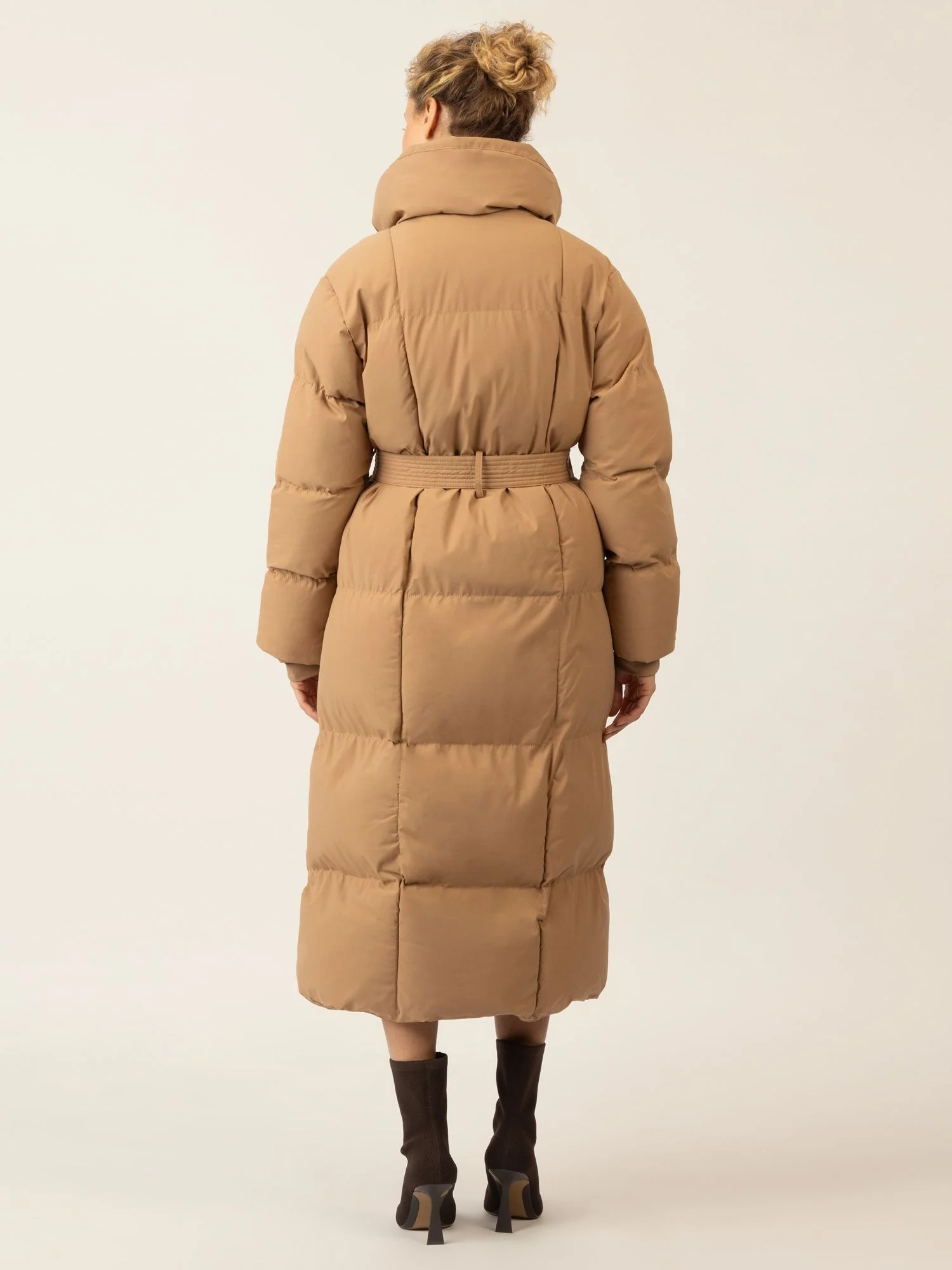 APART Winterjacke mit Reißverschluss für stilvollen Schutz an kühlen Tagen | camel - Image 2